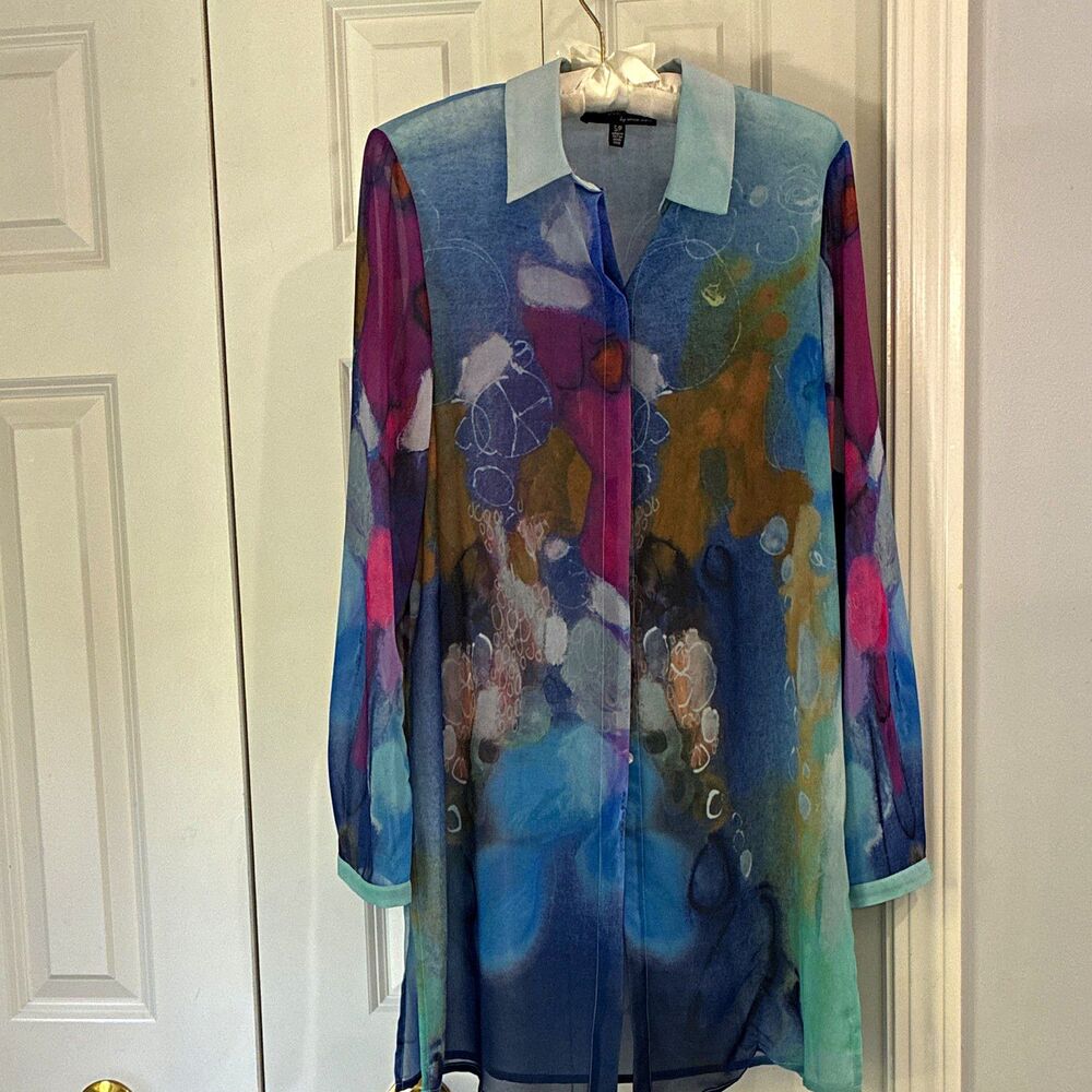 Claire Desjardins by Carré Noir Chiffon Abstract Multicolor Button Blouse SP